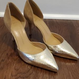 Banana Republic gold pumps